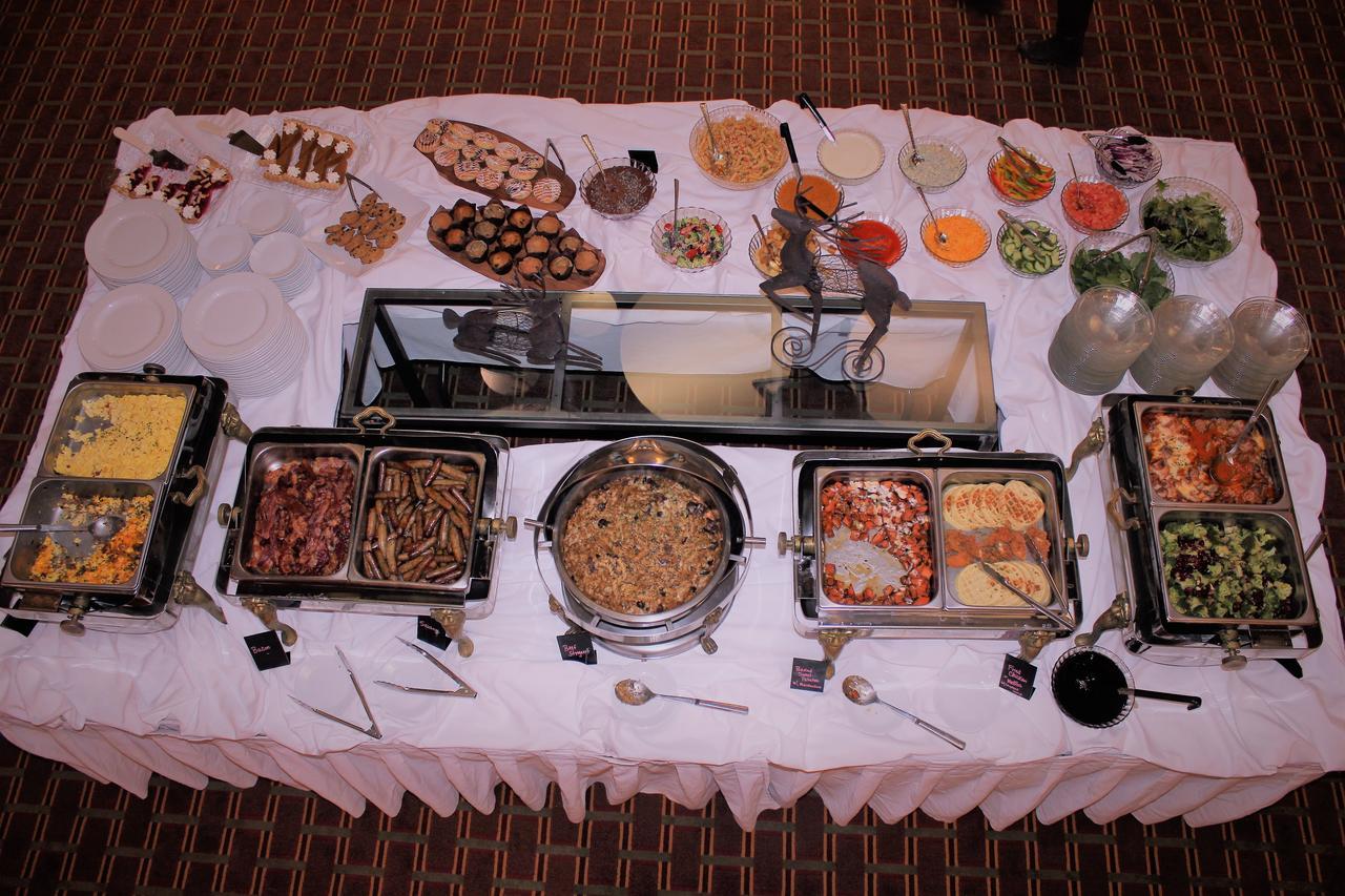 אירי The Avalon Hotel And Conference Center מראה חיצוני תמונה