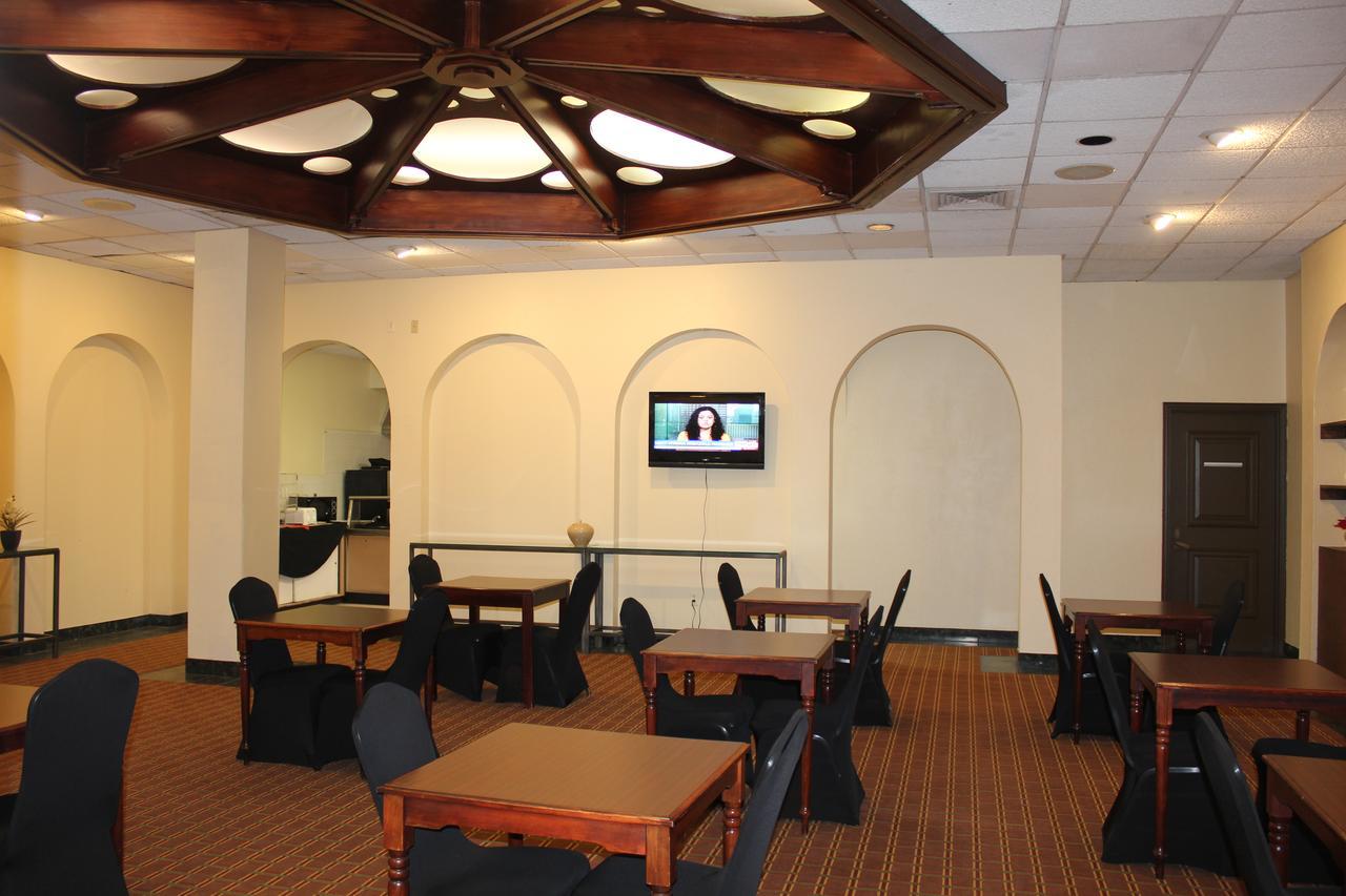אירי The Avalon Hotel And Conference Center מראה חיצוני תמונה