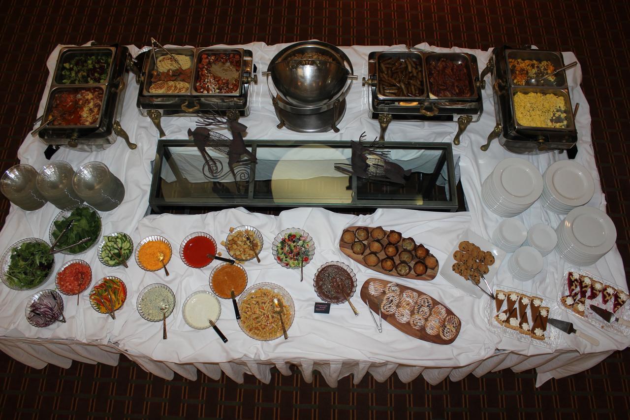 אירי The Avalon Hotel And Conference Center מראה חיצוני תמונה