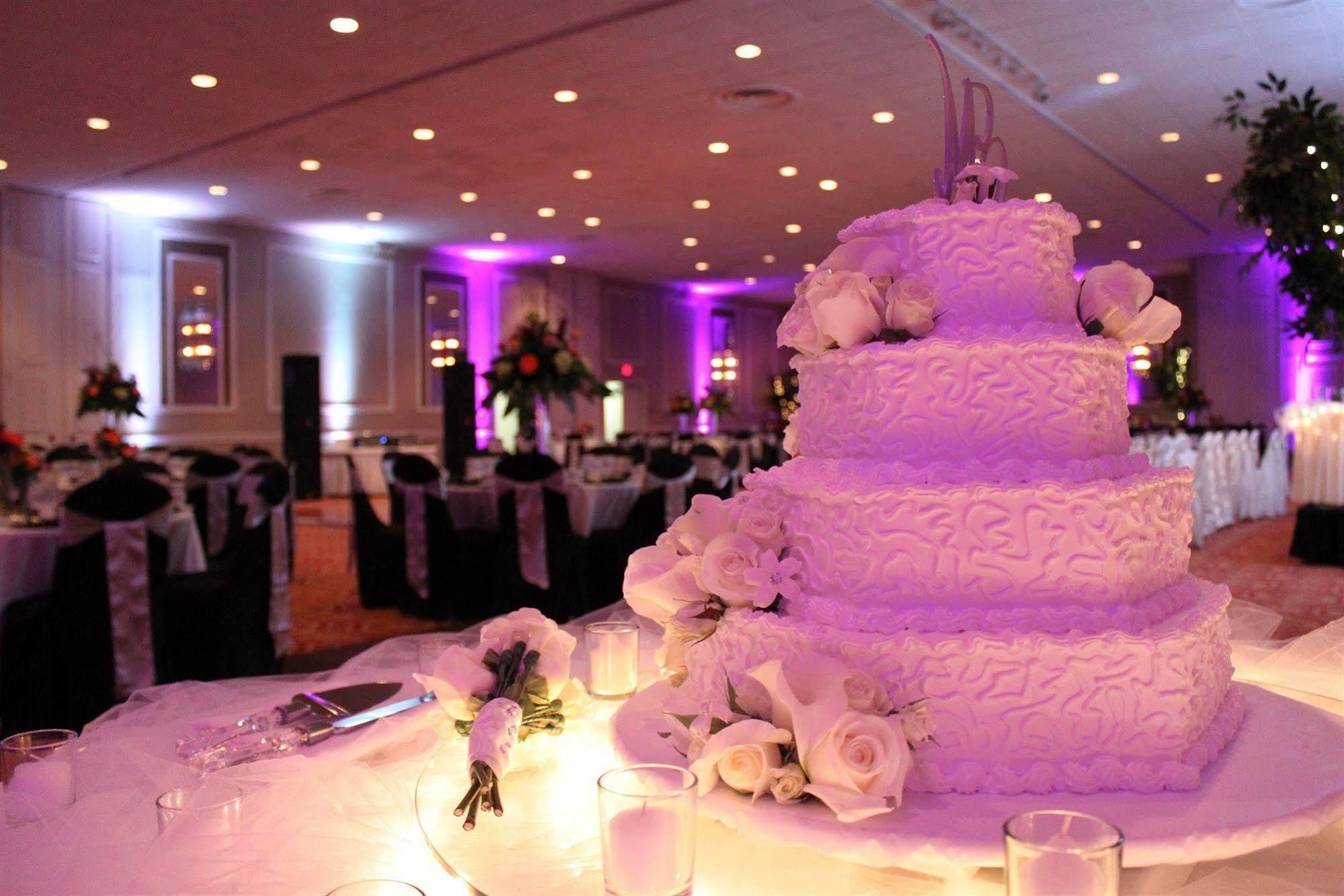 אירי The Avalon Hotel And Conference Center מראה חיצוני תמונה