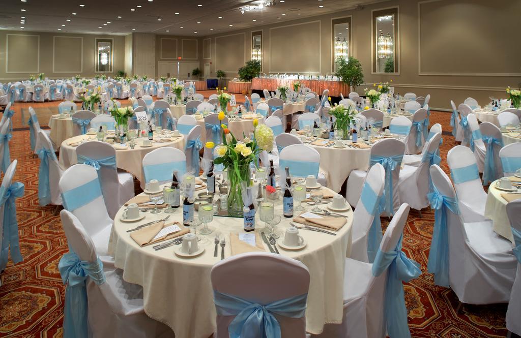 אירי The Avalon Hotel And Conference Center מראה חיצוני תמונה