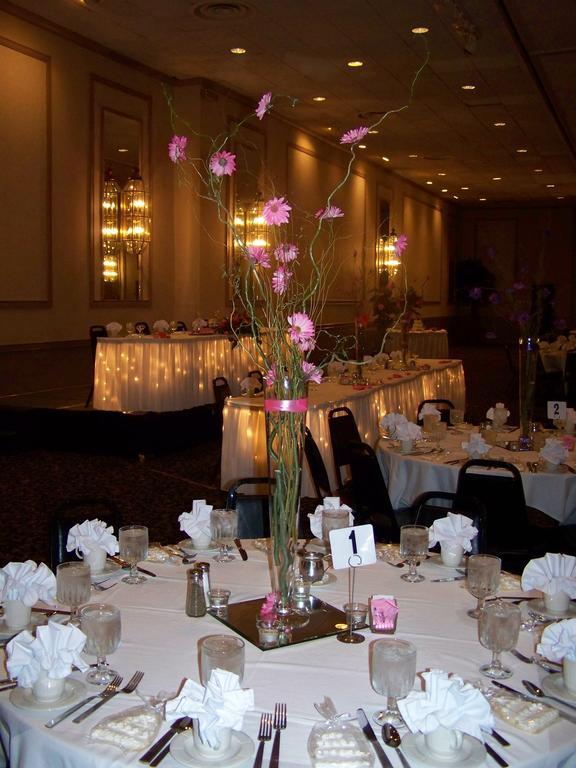 אירי The Avalon Hotel And Conference Center מראה חיצוני תמונה