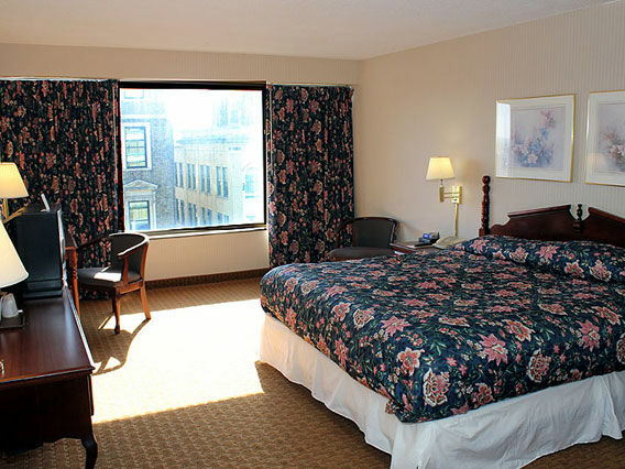 אירי The Avalon Hotel And Conference Center מראה חיצוני תמונה